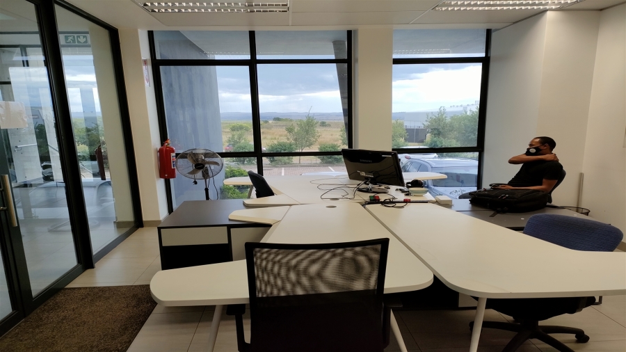 To Let Commercial Property for Rent in Lanseria Gauteng