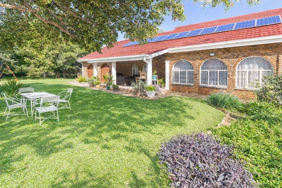 3 Bedroom Property for Sale in Kameeldrift West Gauteng