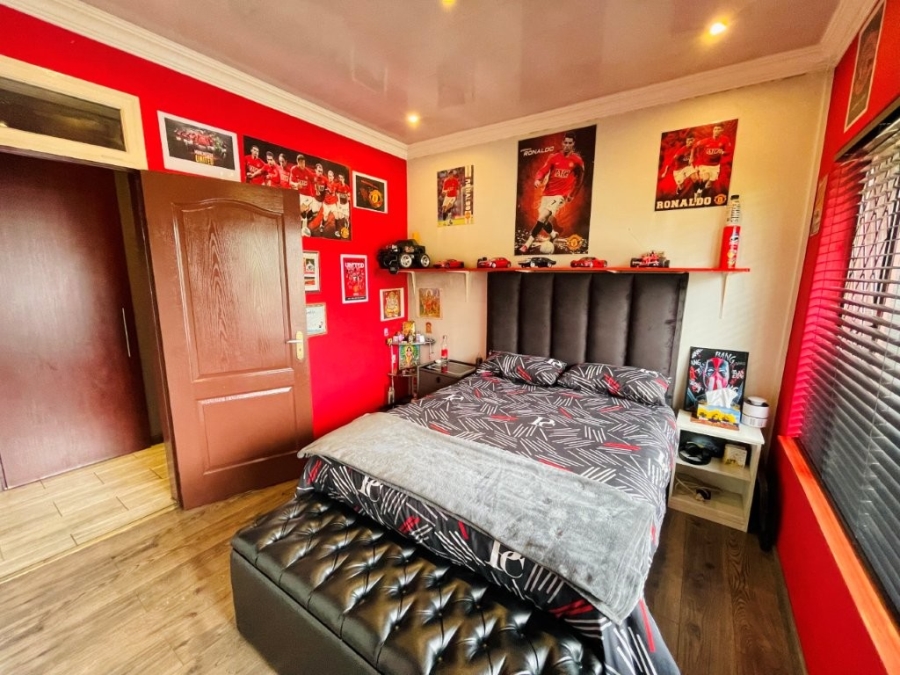 3 Bedroom Property for Sale in Brackenhurst Gauteng