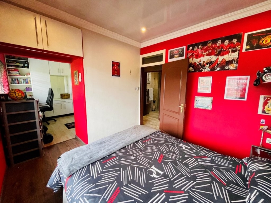 3 Bedroom Property for Sale in Brackenhurst Gauteng