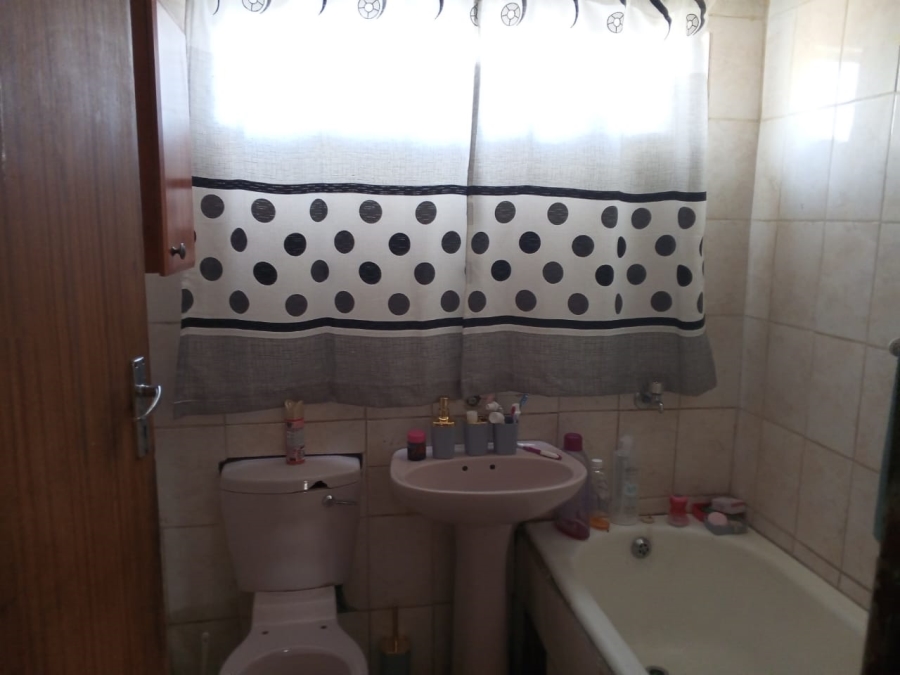 2 Bedroom Property for Sale in Soshanguve L Gauteng