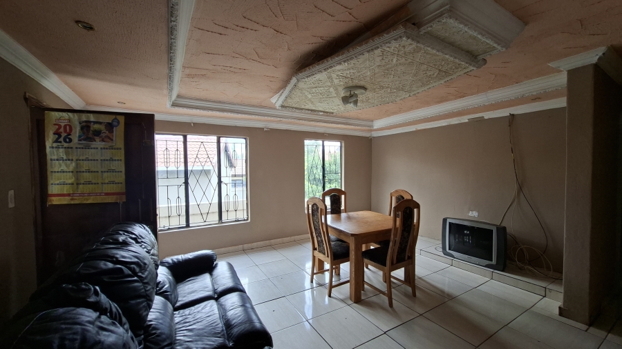 4 Bedroom Property for Sale in Olievenhoutbosch Gauteng