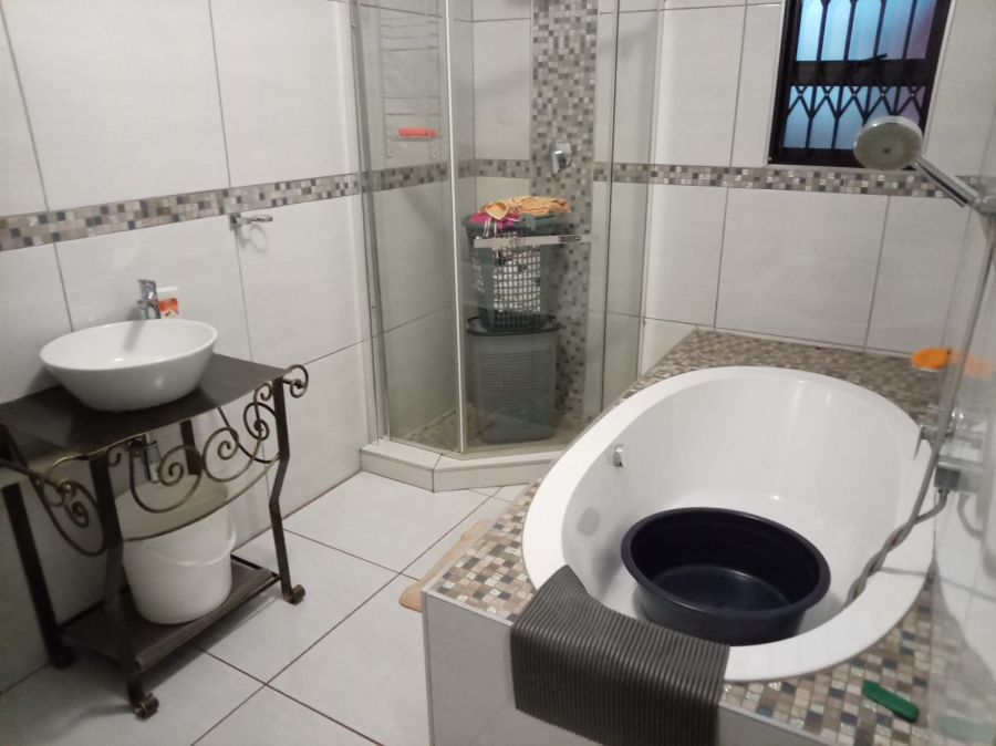 3 Bedroom Property for Sale in Tokoza Ext 2 Gauteng