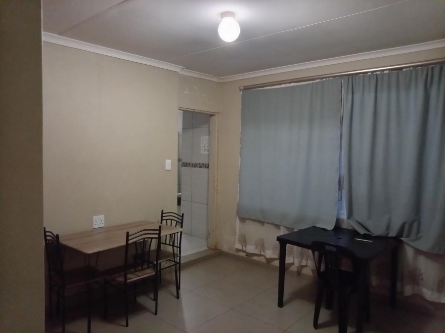 3 Bedroom Property for Sale in Tokoza Ext 2 Gauteng