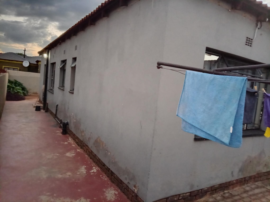 3 Bedroom Property for Sale in Tokoza Ext 2 Gauteng