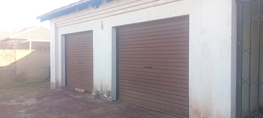 3 Bedroom Property for Sale in Roodekop Gauteng