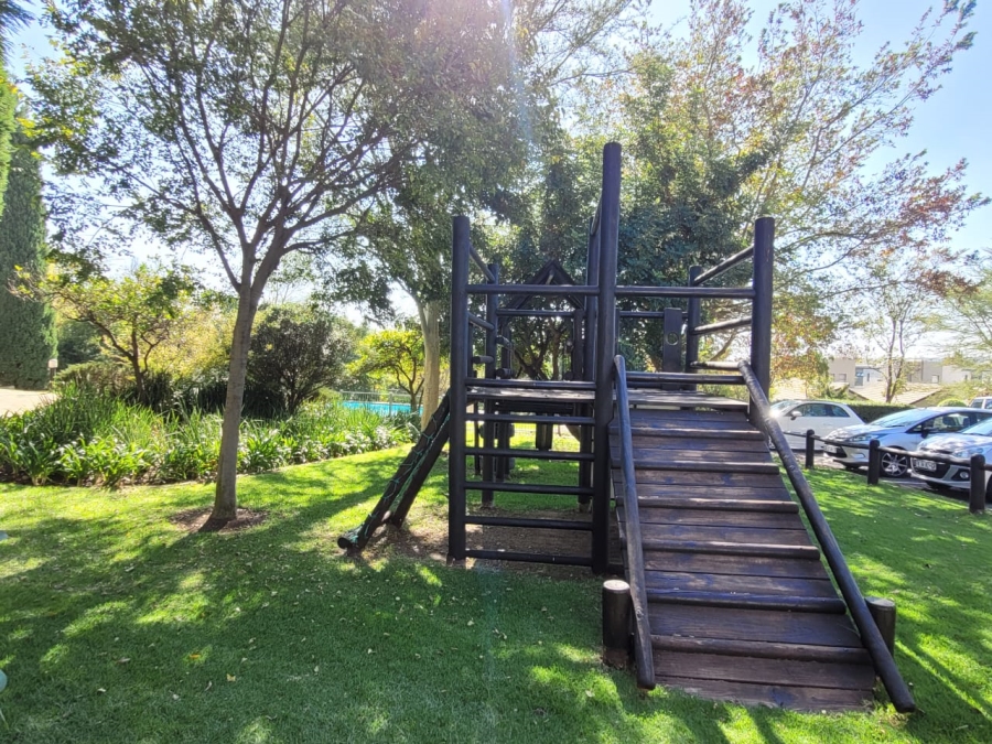 2 Bedroom Property for Sale in Bryanston Gauteng
