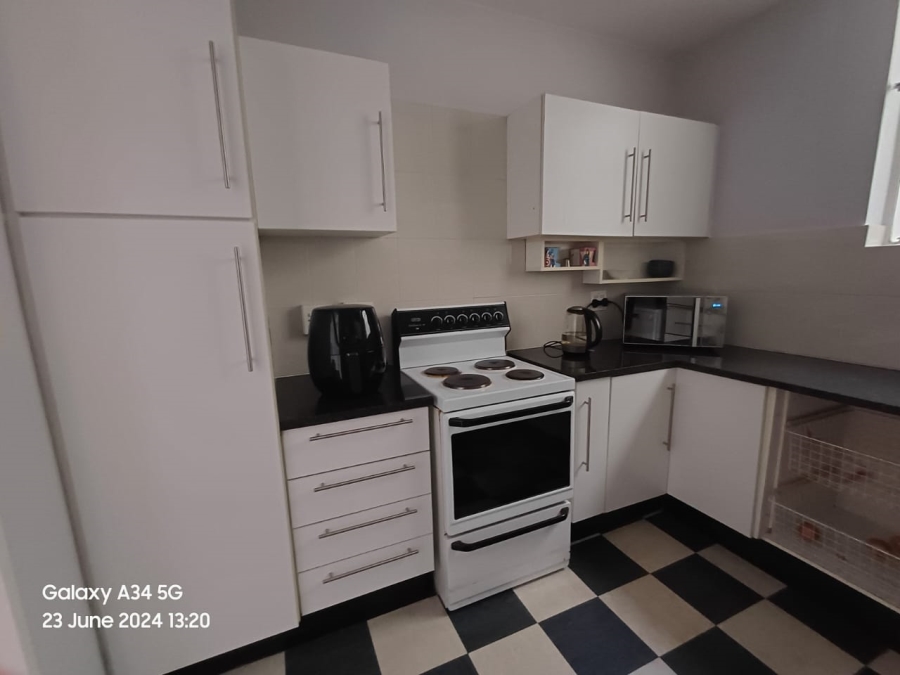 2 Bedroom Property for Sale in Killarney Gauteng