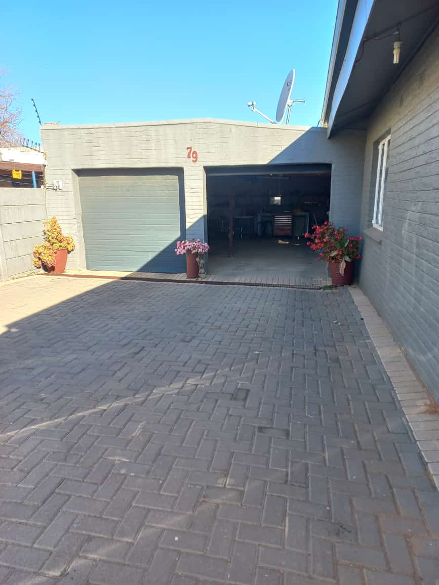 5 Bedroom Property for Sale in Krugersdorp North Gauteng