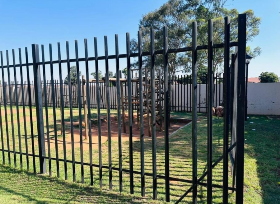 1 Bedroom Property for Sale in Alberton Central Gauteng