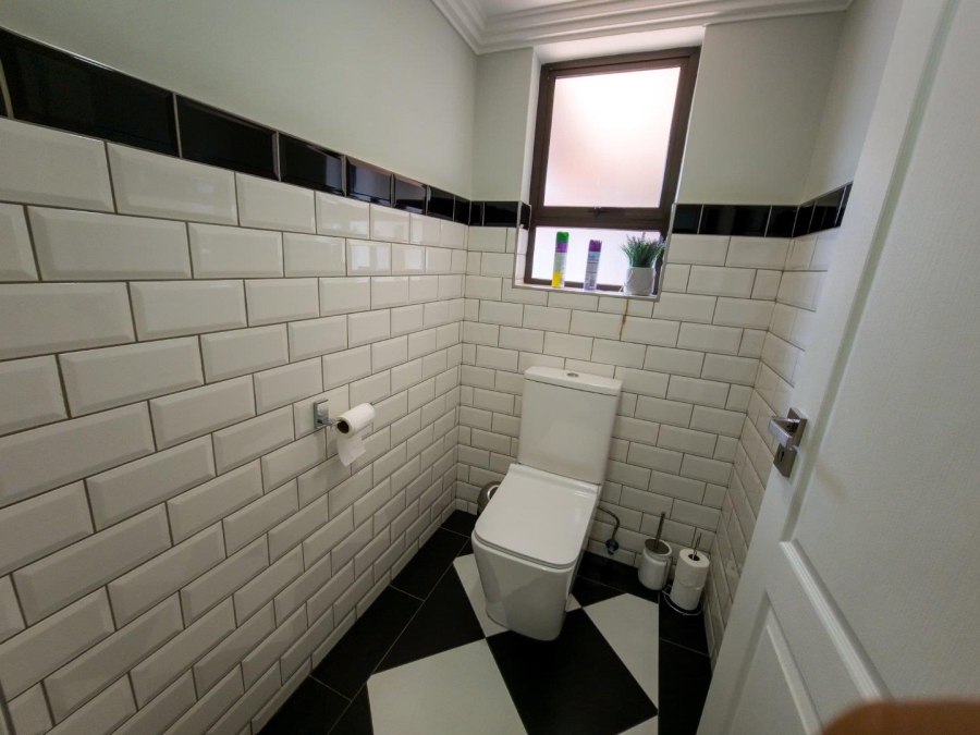 To Let Commercial Property for Rent in Meyersdal Gauteng