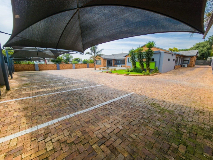 To Let Commercial Property for Rent in Meyersdal Gauteng