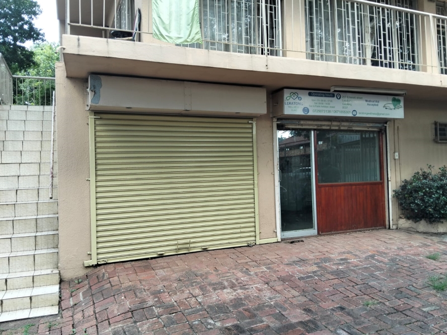 6 Bedroom Property for Sale in Laudium Gauteng