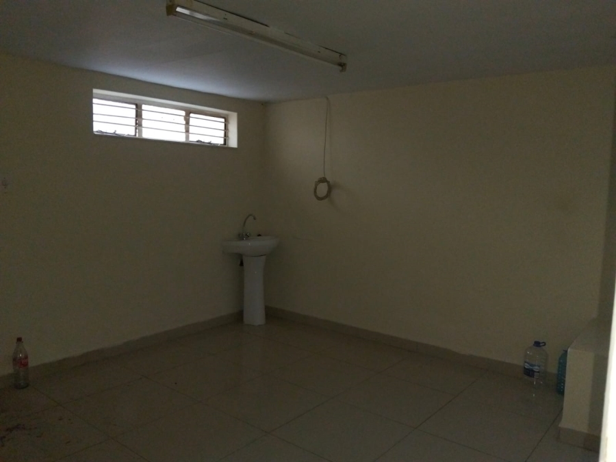 6 Bedroom Property for Sale in Laudium Gauteng