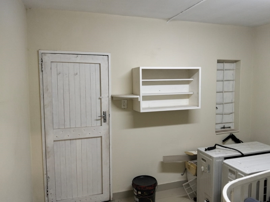 6 Bedroom Property for Sale in Laudium Gauteng