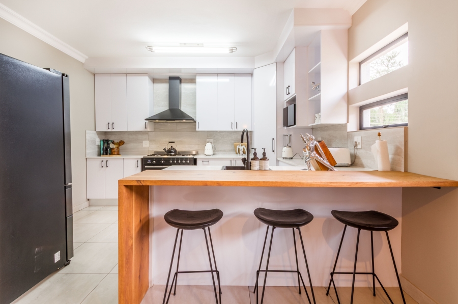 3 Bedroom Property for Sale in Equestria Gauteng