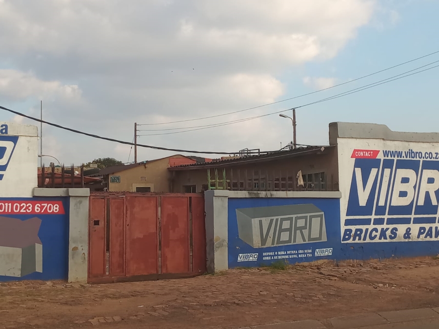 1 Bedroom Property for Sale in Roodebult Gauteng