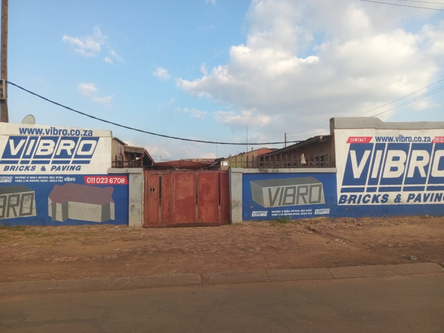 1 Bedroom Property for Sale in Roodebult Gauteng