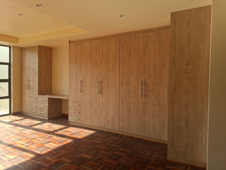 4 Bedroom Property for Sale in Bedfordview Gauteng