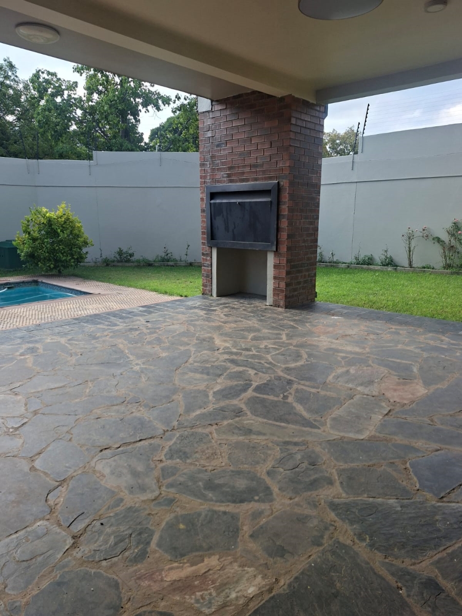 4 Bedroom Property for Sale in Bedfordview Gauteng