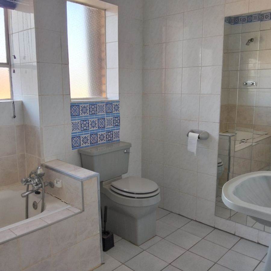 2 Bedroom Property for Sale in Birchleigh Gauteng