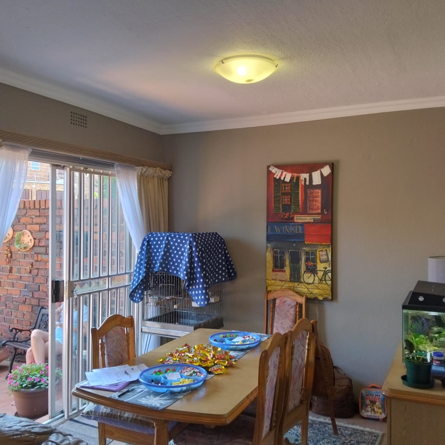 2 Bedroom Property for Sale in Birchleigh Gauteng