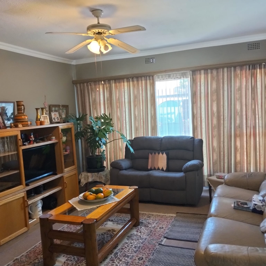 2 Bedroom Property for Sale in Birchleigh Gauteng