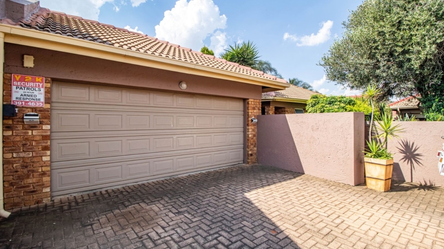 3 Bedroom Property for Sale in Terenure Gauteng