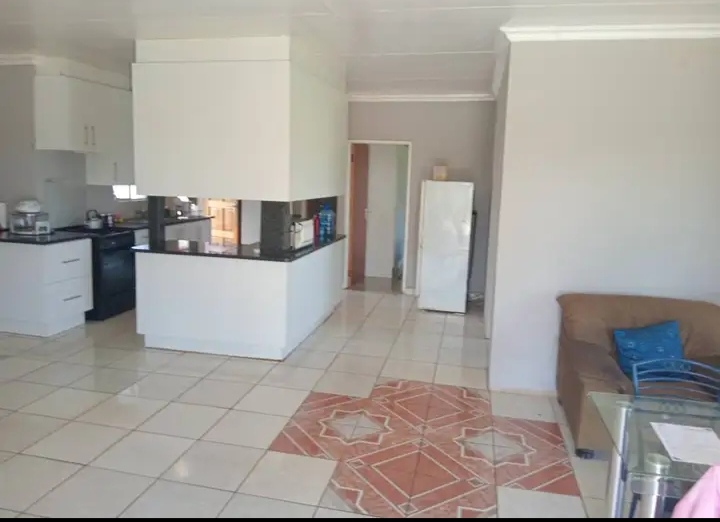 5 Bedroom Property for Sale in Helderstrome AH Gauteng