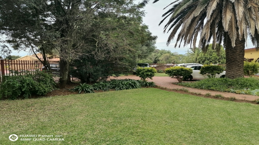 8 Bedroom Property for Sale in Bedworth Park Gauteng