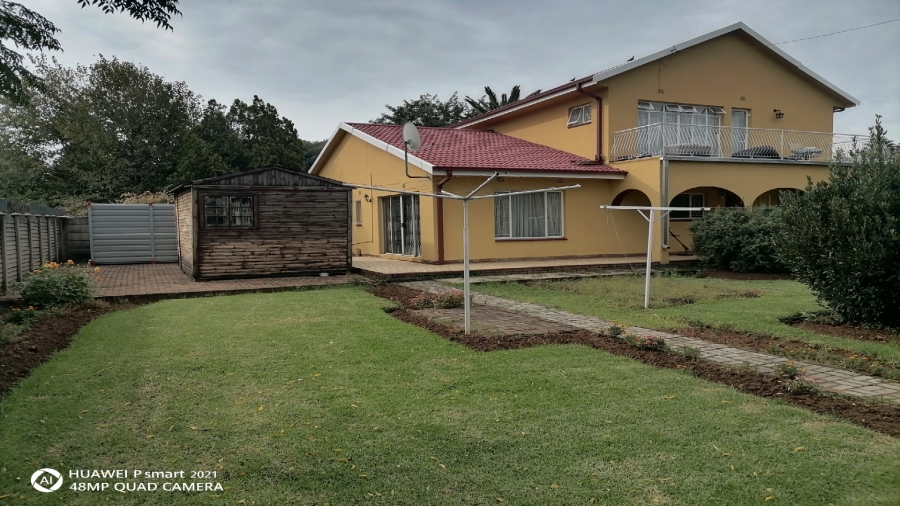 8 Bedroom Property for Sale in Bedworth Park Gauteng