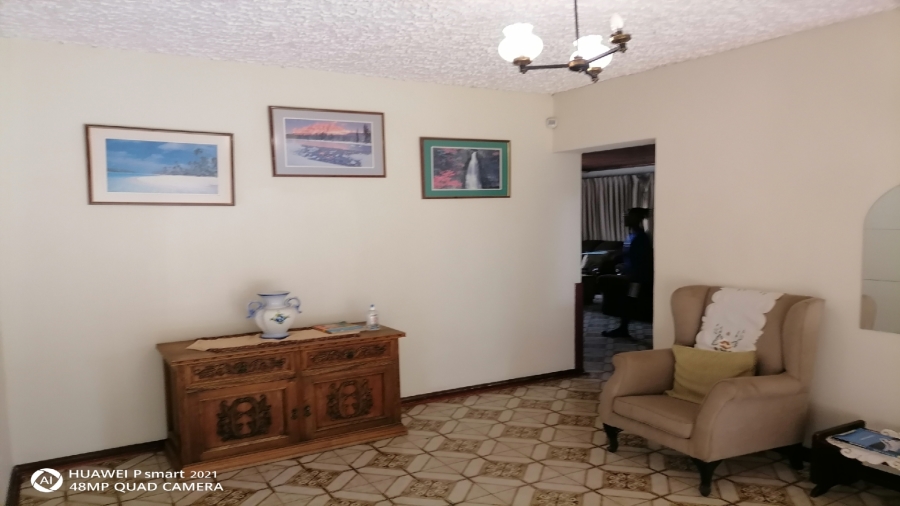 8 Bedroom Property for Sale in Bedworth Park Gauteng