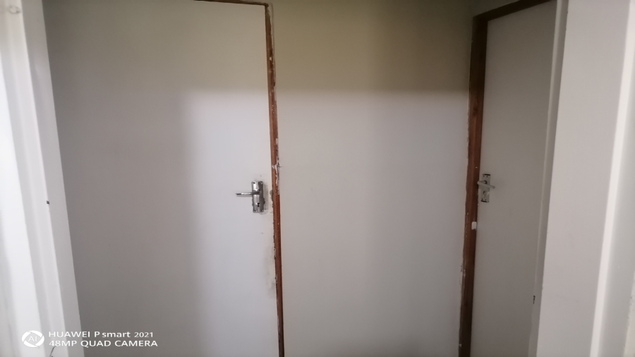 8 Bedroom Property for Sale in Bedworth Park Gauteng