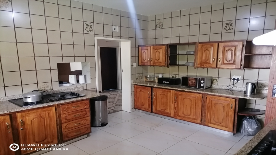 8 Bedroom Property for Sale in Bedworth Park Gauteng