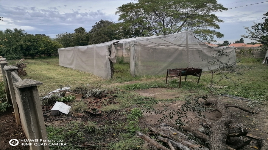 8 Bedroom Property for Sale in Bedworth Park Gauteng