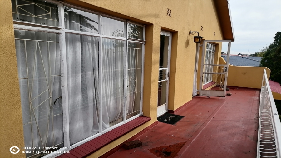 8 Bedroom Property for Sale in Bedworth Park Gauteng