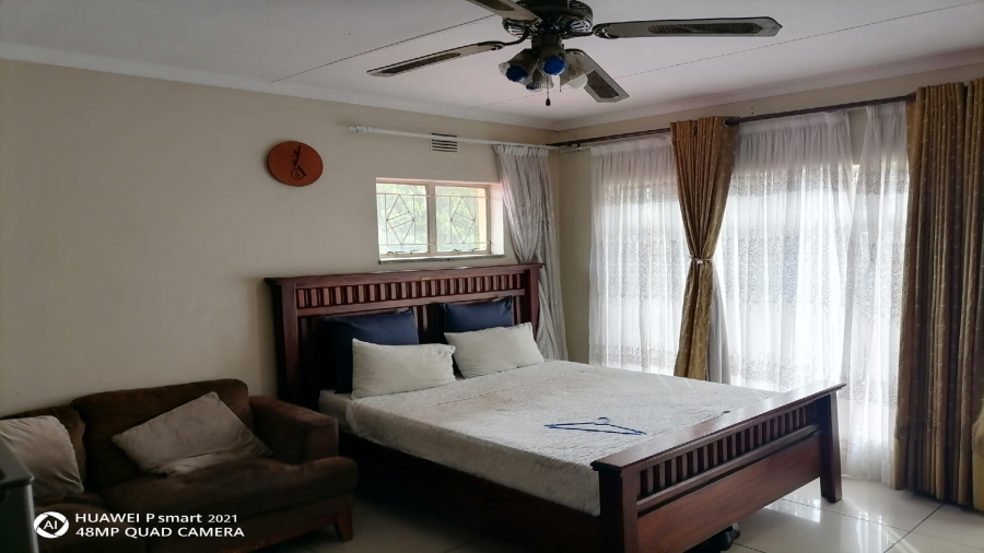 8 Bedroom Property for Sale in Bedworth Park Gauteng