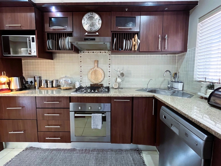 2 Bedroom Property for Sale in Elandspark Gauteng