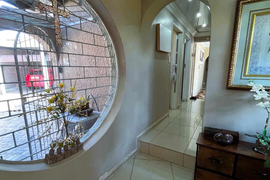 2 Bedroom Property for Sale in Elandspark Gauteng