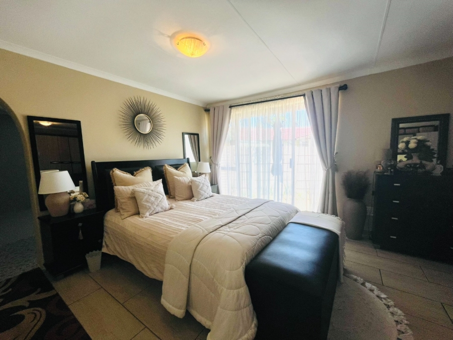 2 Bedroom Property for Sale in Elandspark Gauteng