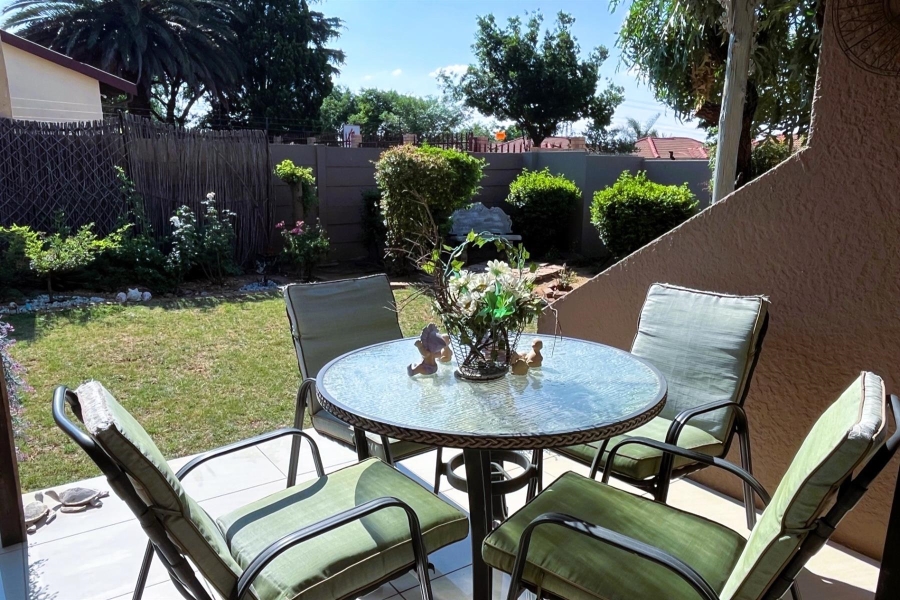 2 Bedroom Property for Sale in Elandspark Gauteng