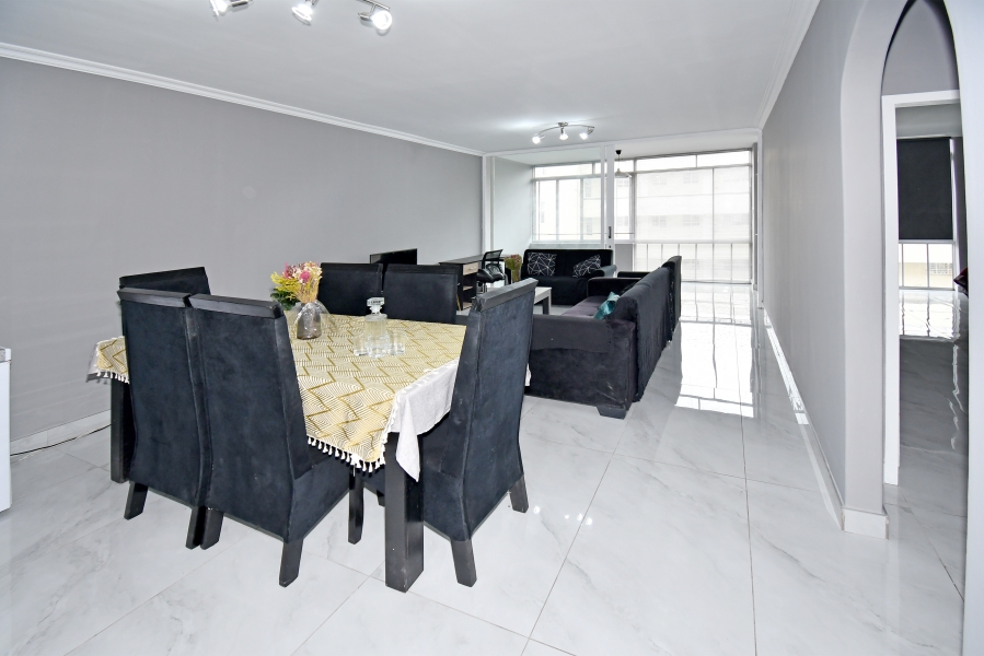 2 Bedroom Property for Sale in Killarney Gauteng