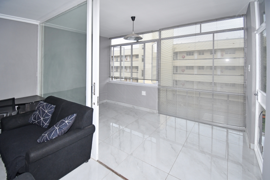 2 Bedroom Property for Sale in Killarney Gauteng