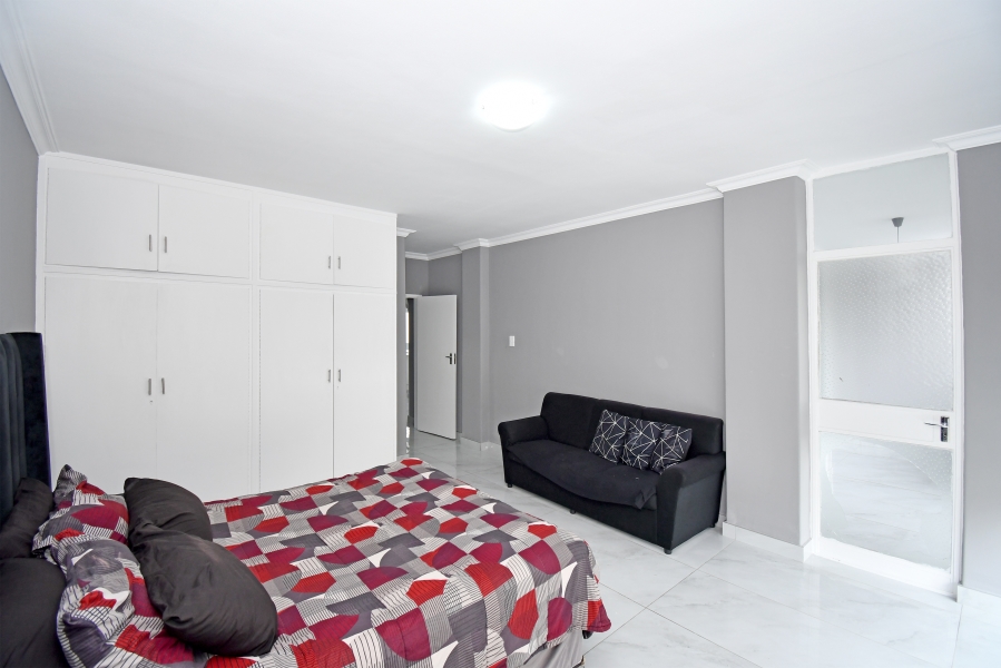 2 Bedroom Property for Sale in Killarney Gauteng