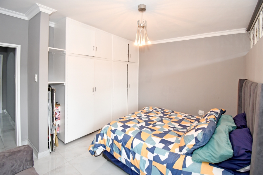 2 Bedroom Property for Sale in Killarney Gauteng