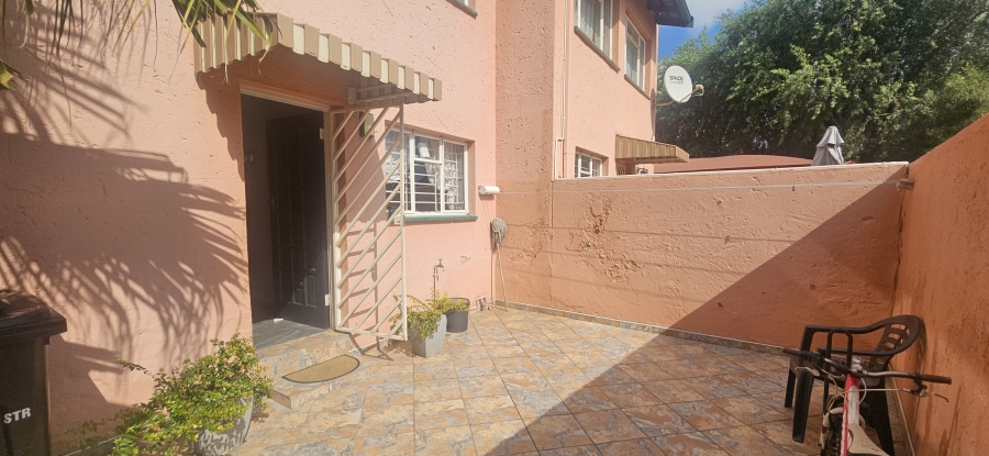2 Bedroom Property for Sale in Raceview Gauteng