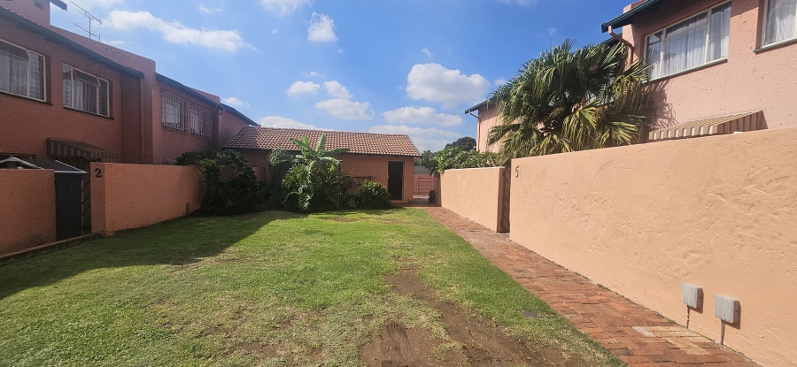2 Bedroom Property for Sale in Raceview Gauteng