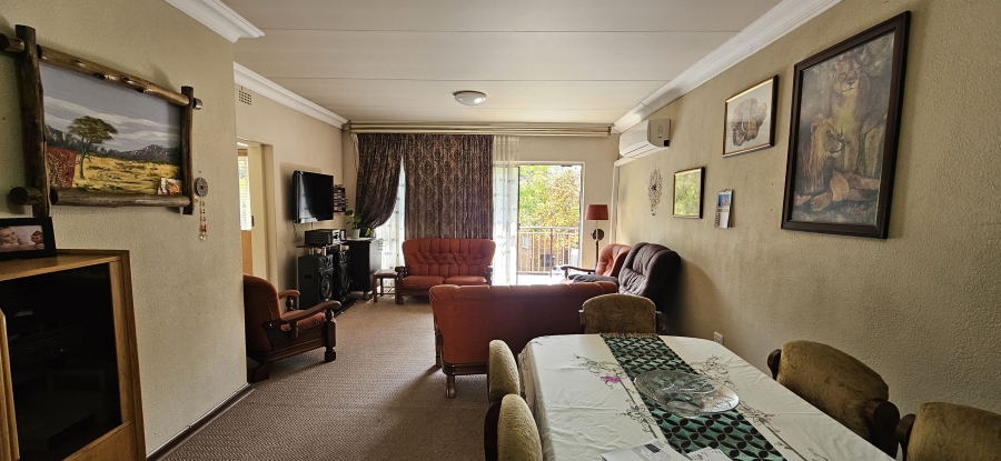 2 Bedroom Property for Sale in South Crest Gauteng