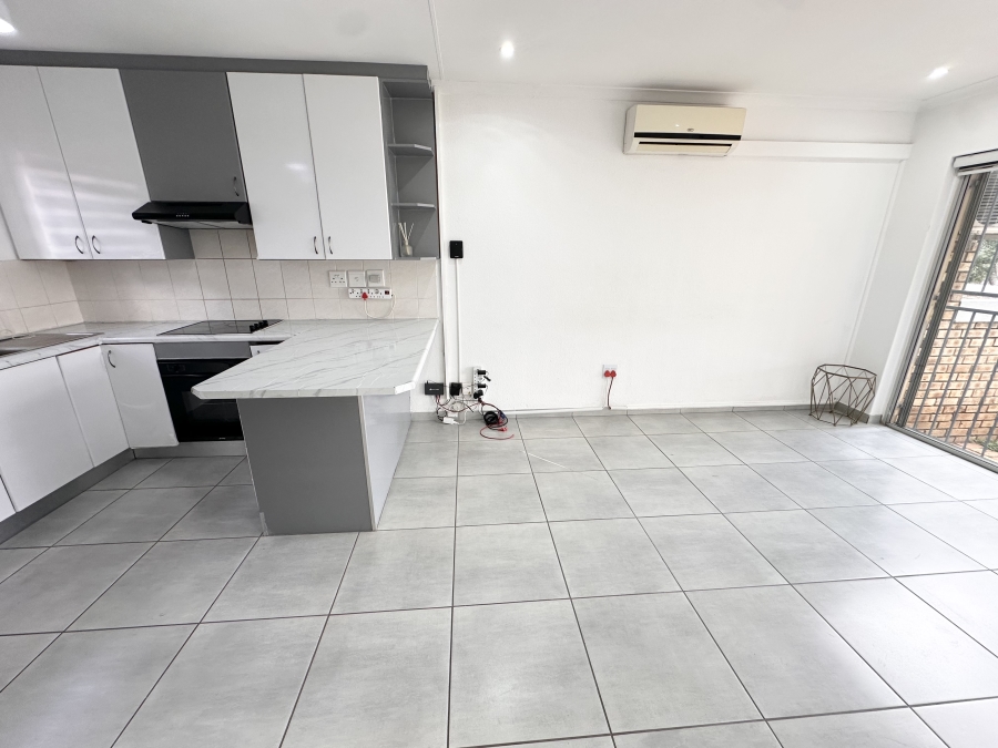 2 Bedroom Property for Sale in Heuwelsig Estate Gauteng