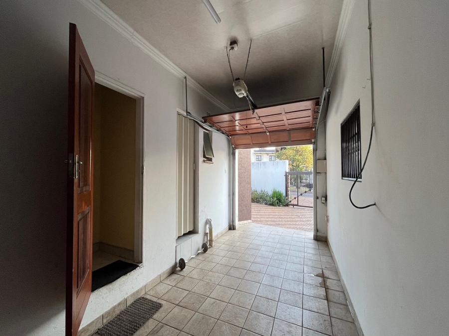 4 Bedroom Property for Sale in Brackendowns Gauteng